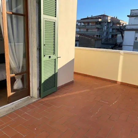 Accogliente Singola Con Balcone A 500 Mt Dal Mare 3*